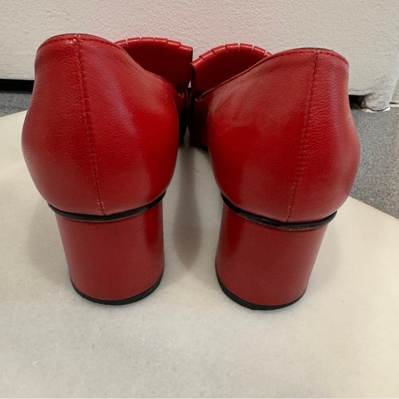 Gucci Marmot Mid-Heel Fringe Loafers in Red - Picture 8 of 14